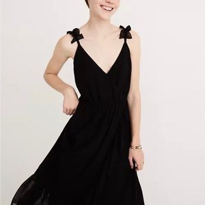 Madewell size 8 floor length maxi black chiffon dress with straps